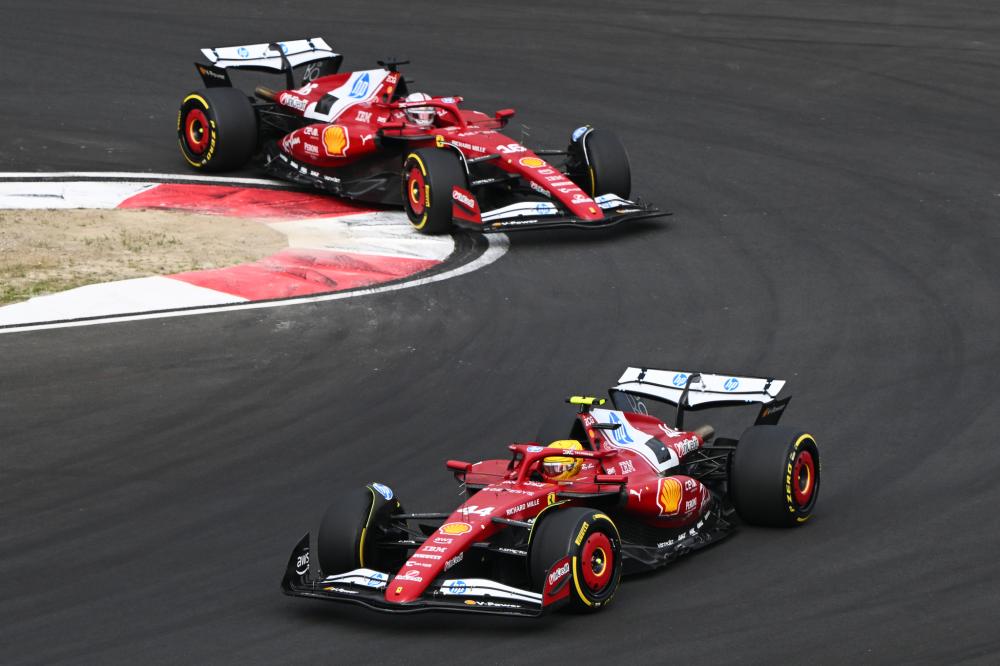 主优化词：塞维利亚客场几百强敌，表现出色